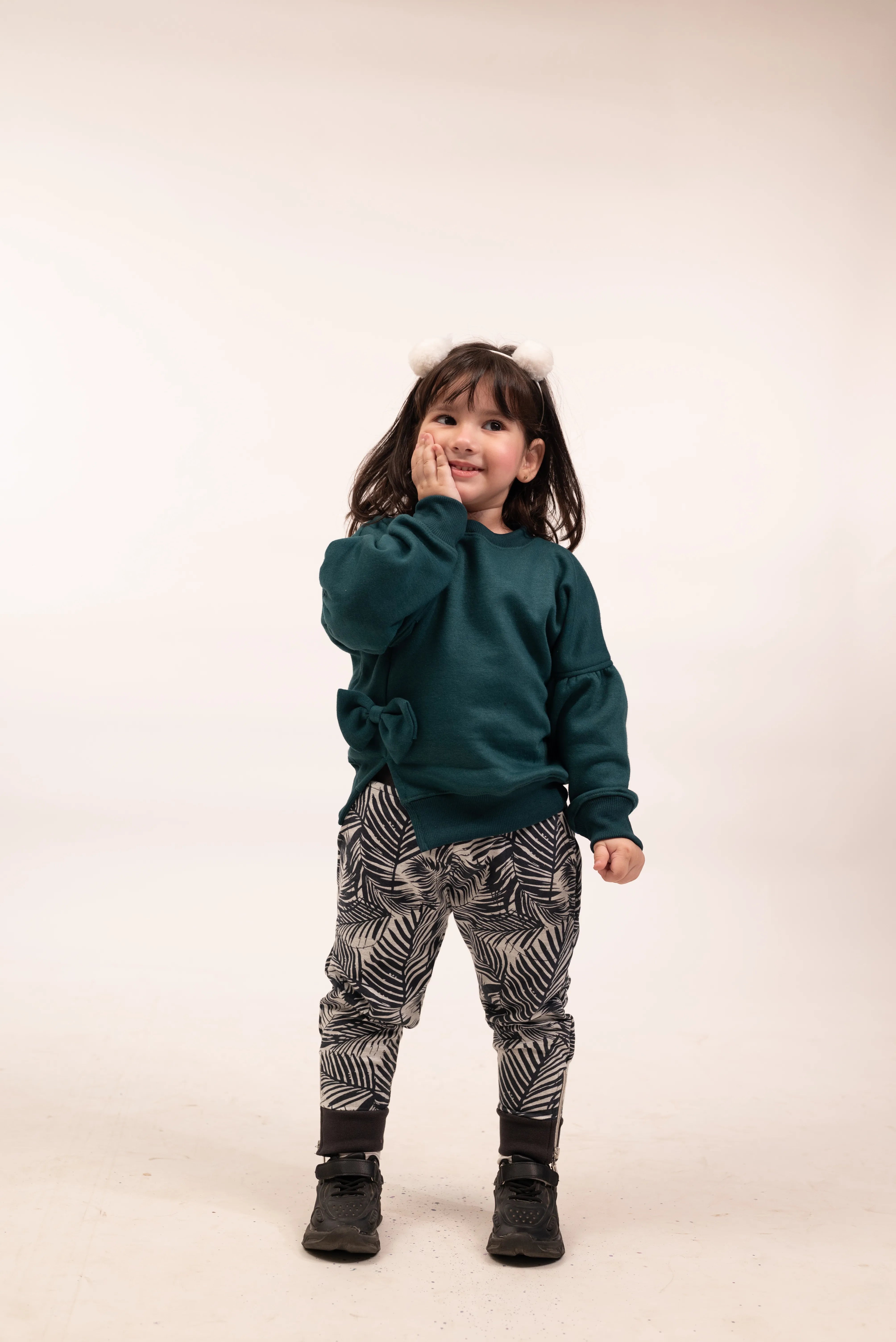 Girls Bow Sweatshirt & Leaf Print Jogger Set
